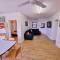 Howsthaserenitee - 3BR house with bay views