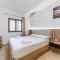 ApartHotel by the Lake in the Beautiful Shiroka