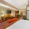 Best Western Premier Ivy Inn & Suites