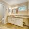 Walk to Donner Lake Truckee Cabin with Private Deck - تروكي