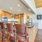Home with Mtn Views and Hot Tub in Stevenson! - 史蒂文森