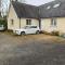 Spacious romantic party cottage with log burner and Ultrafast Fibre near pub Pet friendly - Cross Hands