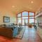 Sandpoint Waterfront Getaway on Lake Pend Oreille!