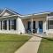 Steps to Beach Modern Gulfport Getaway! - Ґалфпорт