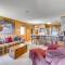 2 Mi to Snowshoe Resort Townhome with Deck! - Dunmore