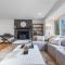 Charming and Spacious House with Relaxing Huge Deck - Киркленд