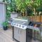 Charming and Spacious House with Relaxing Huge Deck - Киркленд