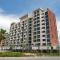 Relaxing 1BR Apartment with Built-in Wardrobe & Community View in Azizi Riviera 4, Al Merkadh by Deluxe Holiday Homes - 迪拜
