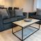 2-Bedroom flats near Heathrow that are Cozy CIean Secure - Cranford