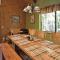 Evergreen Dorrington Chalet - Family Fun & Game Rm - Dorrington