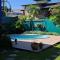 Toca da Suzara Suíte 2 até 4 pessoas Piscina Rio e Mar num só lugar - Florianópolis