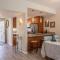 Charming Palm Desert Oasis - An Ideal Getaway Home - Palm Desert