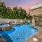 Serene Oasis with BBQ Heated Salt Water Pool SPA Game Room - إنديو