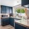 Serene Oasis with BBQ Heated Salt Water Pool SPA Game Room - إنديو