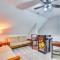 15 Mi to Raleigh Pet-Friendly Home with Fire Pit! - Fuquay-Varina