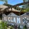 El Clan Hostel