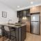 Bright and Modern 1BR Apt with Balcony and Car Park - ملبورن