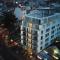 Lens Hotel