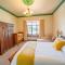Condor Estate Spacious with Vineyard & Fireplace