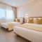 Alesea Tammocalao La Union Beachfront Villa - Jacuzzi, Two Pools - Bacnotan