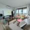Orewa New house with view on deck near Cafe,bush & river - Orewa