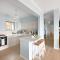 Luxurious Camps Bay Escape Pool, Garden & Spectacular Views - Fokváros