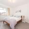 Pass the Keys Spacious serenity free parking - Surbiton