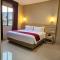 Sunflower Hotel Syariah near Juanda Airport