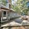 DOCKSIDE RETREAT LIMIT 14 home - North Sebago