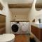 Loft Central Spacieux - Parking Inclus