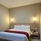Sunflower Hotel Syariah near Juanda Airport