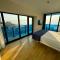 King Hotel Orbi City Sea View