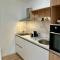 Ruby Modern Central Apartment - إسكوبية