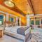 Modern Tahoe Retreat with Grill Walk to Beach - 霍姆伍德