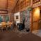 3-Level Log Cabin near Silverwood - Tranquil - Spirit Lake