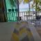 Bluewaves Beach House
