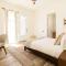 Casa Blanca by Fieldtrip Boulder Estate with Hot Tub Soaking Pool Outdoor Shower