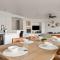 Desert Spring by Fieldtrip 8Bd Resort with Pool Spa Casita