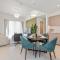 Cozy Home with Panoramic City Views near Burj Khalifa 198GR-2