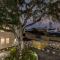 Spacious 3BR Garden District Home w Pool & Balcony - نيو أورلينز