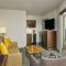 The Declan Suites San Diego