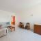 Merryland Studios & Apartments