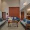 SaffronStays Red Brick House, Panchgani - rustic villa with huge lawn and terrace