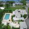 Luxurious Estate Private Heated pool