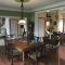 3 guest rooms 2 shared baths - ميلفورد