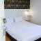Brit Hotel Essentiel REIMS Taissy - Реймс