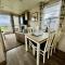 New Sea View Platinum Caravan with Huge Decking - 泰恩河畔纽卡斯尔