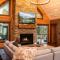 NEW BUILD Toccoa River Mist Riverfront Property w Hot Tub Firepit More - Блу-Ридж