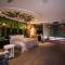U-Her Hotel