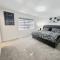 Majestic Elegance-15 mins-Niagara Falls & 10 mins-Brock University - Thorold